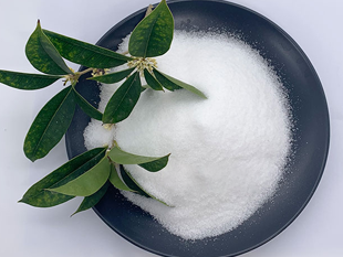 भूमि पोलाक्रिलामिदेशस्य विस्थापने च